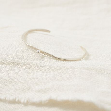 [^ԁF60510126002]}bgŕ͋ĈuXɁAꗱ̃VFp[t炵fUC̃oOBG߂킸y݂VvȃACełAɎ񂪌tĂɃR[fBl[g̃|CgɂȂ܂BATTENTIONVFp[͑@ׂȍ̂߁ACł˂܂BpA舵ɂ͈ߗނobOȂǂɂ|AՓ˂ɂjɂӂBȖڂȂǂ̃nh[NHɂ́A1_1_Ɍ̍܂B}bgdグ̉HA̎̐YLOTŐF≐ɔȍ܂̂ŁA܂B}bg̎dグ͎gpĂɁA񂾂ƃcoĂȂǌoω܂BωꂼAƂĂ܂ƍKłBTvŎBeĂׁȀiƎdlEH኱قȂꍇ܂B\߂܂ByLjud/[hzcollexIWĩuXANZT[B{ł͌ÂgĂ^JEl̎dɂAЂƂЂƂ\tdグĂ܂B