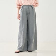 タックウエストデニムパンツ