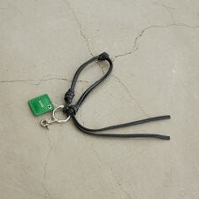 コレックス(collex)の【WEB限定】【BEAURE/ヴュレ】レザーモバイルリストストラップ