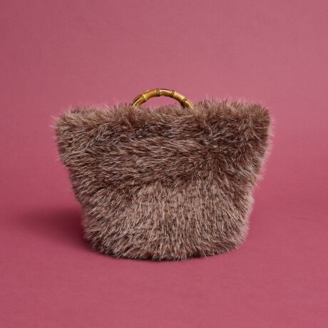 [^ԁF60510622001]sPOINTtt@[ƃou[nḧّfރRrڂAGߊՂ̃g[gobOBӂƂt@[̑݊ƁA|fނȂł͂̃i`ŏiȕAŃX^CÕANZgɂȂ܂B̃TCh{^𗯂߂΁ARƂۂ݂̂tHɕωBV[Cɍ킹Č`y߂̂|CgłBƃ}`AڈȏɎ[͂QBfC[g͂AH~̂oCxgV[ɂ߂łBE}OlbgJEɃI[v|Pbg~1y[J[iԁzE7595yEARTH MADE/A[XChzLoX⃊lȂǂ̓VRfނx[XɁAghAsɗȂACeāBVvȒɃIWieBACfAAVѐS΂߁A]vȑ͂ł邾ȂAŐi􂢂␻i߂{ƂœƓ̕\Ă̂łB