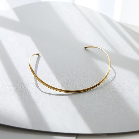 [^ԁF60510226015]sPOINTtȂ߂炩ȃJ[u񌳂AGKgȃ`[J[B󂯂đ@ׂɋPA񌳂Əiɉo܂BPig͂A߂̃lbNXƂ̃C[hɂQłBy@zî͂gp㌤܂ĂȂzŐ@ACzRɐGɂP[Xŕۊǂ邱Ƃ߂܂Bgp̒ӂ̐íAp̃ANZT[łB舵܂ƁAĝɊQyڂj邱Ƃ܂B͎gpĂɊ玉AAٕ̕tȂǂɂĕϐFȂǂ̌oω܂BȂׂCɐGȂ悤ɁAgp͊zŐ@ĂۊǂB̎ɂAԂȂǂ邱Ƃ܂B畆Ɉُꍇ́Aɂgp߂AɂkB邱Ƃɂjꍇ܂̂łӉBgp͏_炩zŊ⚺Ȃǂ̉@ۊǂĉB⌃X|[cȂǂ́AϐF̋ꂪ܂̂ŊO܂悤肢܂Bydignif^fBOjtzAM[̕ɂSĊy߂collexIWiANZT[BzƂC[WAgh̍ACeWJBLN̕ɌAXʂ肽Ƃ肢߂Ėt܂B