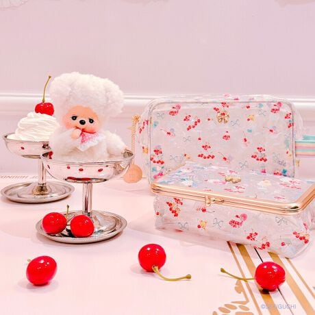 [^:6561-2001]XpR[NAPVC ̂܌ojeBɃ`b`R{oIR{ACe̓`b`̂̌`[tXpR[ɂmonchhichi ̃SB܌Ȃł͂̉ƁA傫JĒ̂̂o₷dl|CgłBCN|[`ƂĂ͂AyP[X⏬ƂĂ舵̂Ӗ{i͕\ʂɎgpĂ鉖rj[̓AɊp̕fP[gȂƂȂĂ܂B܂ȂȂǂ̏ՌA܂肽ł̒ۊǁAȉו̋lߍ݁A܂ɒu邱ƂɂC͉rj[̗򉻁EǰɂȂ܂̂ŁA舵ɂ͏\ɂӂB̓_ł̂w肢܂BsǈȊO̎gpɔrj[̔jɂAԕi͏肩˂܂̂ŁABn̂߁AC[W摜Ǝۂ̏ï̕ʒuȂǂقȂꍇ܂B(c)SEKIGUCHI