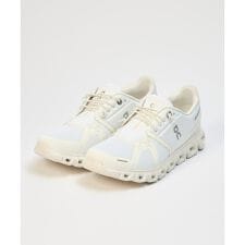 Cloud 6 スニーカー《On》