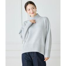 ハイネックニットプルオーバー