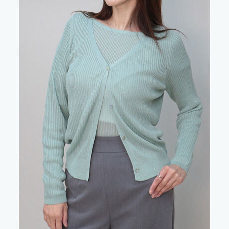 VA[̂~hQ[WujbgJ[fBKBx[VbNȃfUCƍׂȂTCWOHDƂďd󂵂܂B₩ɎU΂߂ꂽȃXpR[iɋPAڗAĩ[h[uɓ݂܂B^т₷Ă̗[΍ɂ͂TVcJ݃VcɌ|΂Ȃꂽ͋CɁBVF{^₩ȃANZgBFɂȂ郌CG[fC[Ɏgx[WCibvBfނŃgbvXWJĂA~gƃubN̓ATup\łB[^:CFKR0379]