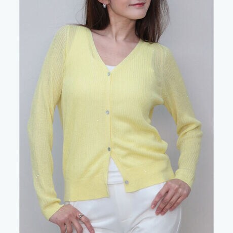 VA[̂~hQ[WujbgJ[fBKBx[VbNȃfUCƍׂȂTCWOHDƂďd󂵂܂B₩ɎU΂߂ꂽȃXpR[iɋPAڗAĩ[h[uɓ݂܂B^т₷Ă̗[΍ɂ͂TVcJ݃VcɌ|΂Ȃꂽ͋CɁBVF{^₩ȃANZgBFɂȂ郌CG[fC[Ɏgx[WCibvBfނŃgbvXWJĂA~gƃubN̓ATup\łB[^:CFKR0379]