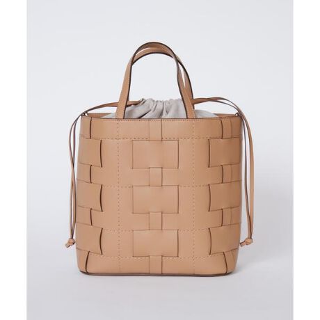 [^ԁF7150206340]҂ݍ݂̃fUCIȃU[oPbgobOB}`肠̂ŁAeʂBɋВ܂tĂāAiƏォ璆gȂ̂|CgłBEXgbvtEВtE|PbgsLORISTELLA^Xebt2005NɃX^[gC^ÃAubcHBɂđnƂꂽobOuhBC^AȂł͂̏㎿ŐEl̃Ntg}VbvobOWJĂAĥJ[fނTCꂽGKgȃX^C񋟂邽߂ɃfUCĂ܂B TvBei摜̏i̓TvłBۂ̏iƂ̓TCYFAfށAfUC̎dl኱ύXɂȂꍇ܂BJ[ɂẮA\Ȍۂ̏iɋ߂J[ŎBeȂĂ܂AƖ̊֌Wɂۂ̐iƂ͐FČꍇ܂B܂p\REX}[gtHȂǂ̊ɂA኱iƉ摜̃J[قȂꍇ܂BƉ摜̃J[قɂĂ͕ԕiRƂȂ܂̂ŁA\߂BTCY\L͂܂ŖڈƂȂ܂B