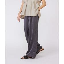 《大きいサイズ》イージーワイドサテンパンツ