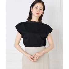 《大きいサイズ》タックフリルカットソー