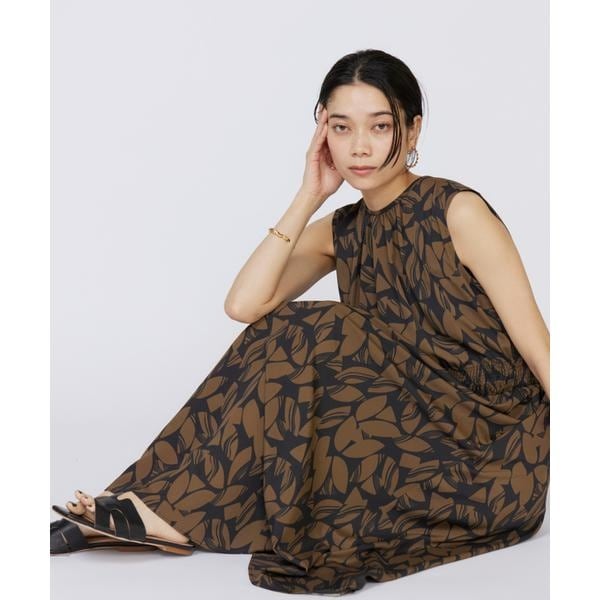 《大きいサイズ》ノースリーブプリントワンピース