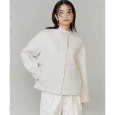 《大きいサイズ》ノーカラーショートコート