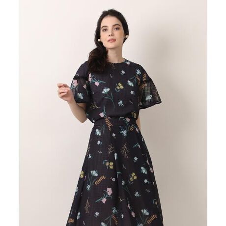 フラワープリントシアーブラウス | マーリエ ル カセット(Maglie le