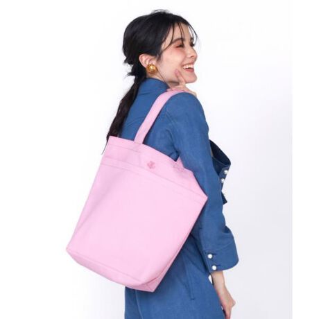 [^ԁF5151201002]A4TCYΉ[͔Q̏c^g[gobOA4TCYۂc^fUCŁAʋ΂₨oɂ֗ȃg[gobOBOƓɑ傫2̃|PbgA|PbgɂA4TCY[\BƂH{LoXngpAdוĂ^ꂵɂ̂͂łB|₷悢̒ŁAKȎgSnBɁA肰Ȃ{ꂽMaglieIWihJAiȃANZgYĂ܂B