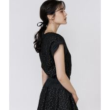 《大きいサイズ》フラワー刺繍ブラウス