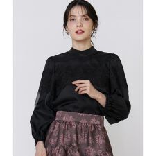 《M Maglie le cassetto》シアーレースブラウス