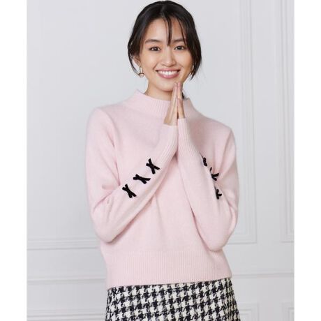 [^ԁF5154170015]fUCzFxA{ANZgɂȂ{glbNvI[o[B`N`NȂ_炩ȃtHbNXɃVNuh邱ƂŁA芊炩łӂƂ㎿ȕɁBMagliẽXJ[gɍ킹₷RpNgȃVGbgŁACȂĂoX悭ȂWXgɎdグ܂Bꂩ̋G߂ɂ҂ŁAR[g̃Ci[ƂĂԈႢȂ̈ꒅłBfޖё_炩tHbNXfނƃE[AVN̍afނłBWF́Au[`鎖YȔFɂȂ܂BTvBei摜̏i̓TvłBۂ̏iƂ̓TCYFAfށAfUC̎dl኱ύXɂȂꍇ܂BJ[ɂẮA\Ȍۂ̏iɋ߂J[ɂĎBeȂĂ܂AƖ̊֌Wɂۂ̐iƂ͐FČꍇ܂B܂p\REX}[gtHȂǂ̊ɂA኱iƉ摜̃J[قȂꍇ܂BƉ摜̃J[قɂĂ͕ԕiRƂȂ܂̂ŁA\߂BTCY\L͂܂ŖڈƂȂ܂B