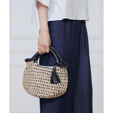 [^ԁF7052201002]i`ȕ͋CƃRƂۂ݂̂VGbgobOBnhƃ^bZ̓U[ōvXBCjOtŒgȂ̂|CgBϋvɗDꂽi`ȑfނƃJ[ŉĂ̂oɂ҂̃ACełByNESS CRAFTztBbs̎sA}j郋\B̓암̃rR[ñ^oRsɈʒuB\암̃rR[n͗L̃AoJ(}j)̎YnŁArR[nł͑̏𓾂邽߂ɃAoJ̃obNB ̏܂Ƃ߂āAfUCoi点Ĕ̘HɍڂR[fBl[gƁB wOɕKmFVRfނgpnhChACełBnhChȐii̍AnڐՁAFނ瓙jɂԕiE͏o˂܂̂ŁAł̂w肢܂B