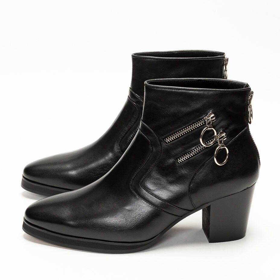 endevice 足袋ブーツ Tabi Boots 本革 ヒールブーツ 足袋 ブーツ Tabi Boots / 本革 ヒールブーツ | エンデヴァイス