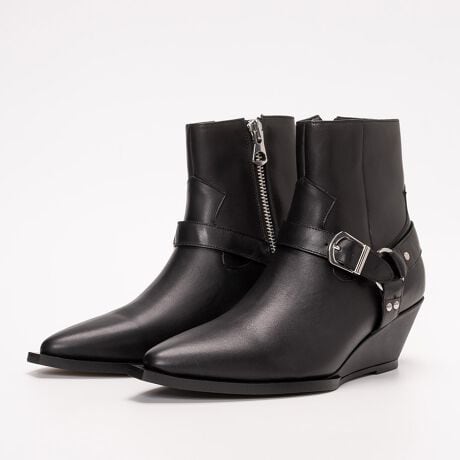 [^:ELB950-5]endevice EFbW\[EGX^q[u[cBV[vȖ،^gpiȃVGbg̃U[q[u[cBVvȃCTChWbvŃfUCyBx[VbNŒgĂO̗ȂtHƂȂĂ܂Bꂢ߂ȃR[fJWAX^C܂ŁAXLj[烏ChpcAu[cJbgEtApc{gXI΂Ɋ􂷂ꑫłBJ[WJubNTCYWJ40(25.0cm) / 42(26.0cm) / 44(27.0cm)endevice  / Gf@CXend[I] + device[d|] { vice[]̂R̌tꂽBYɂ܂Ƃ܂߂ȂGbW̌fUCAdŃN[ȎAV[vȃtHB݊̂iɂuhBAttentionC̃TCY͖ڈɂȂ܂BE^Al܂̂ŁA܂łQlxɂl܂Bî͂̍ۂɃV[Yɂւݓꍇ܂B\߂BiɂĂ͔ꍇ܂̂ŗ\߂Bg̃j^[̊ɂ̏iƌڂ̐FɑႢꍇ܂B