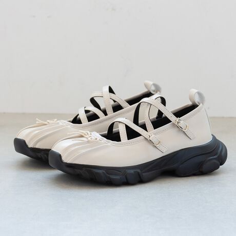 [^:ZPT-0009][WF[ Xj[J[ / oGV[YoGRA͋̕CXgbvV[YBNXXgbvƃ{̃|Cgŉ炵K[[ȎdオɁBoGRÃX^C͂AfjXbNXƂ̑ɃvXăgĥR[f̊ł??STAFF COMMENTyX^btAzF23.3cmF9.1cmbF5.5cmwFGWvg^ǐCTCYF24.0cm(傫߂I)pTCYF38(24.0cm)b̃Xgbv́AxgOiłSdl̃XgbvɂȂĂAオtbNȂ̂ŊyɒEł܂Xj[J[̂悤ȌyȂ̂œgłłꑫłȂȂ͂ܐ敔̃\[ł̂ŁANbVĂ܂B39(24.5cm)ƂԂԂɂȂĂ܂Ȃ̂Ŏ͒p38(24.0cm)Iт܂IJ[WJubN / zCgTCYWJ35(22.5cm) / 36(23.0cm) / 37(23.5cm) / 38(24.0cm) / 39(24.5cm)q[4cmAttentionC̃TCY͖ڈɂȂ܂BE^Al܂̂ŁA܂łQlxɂl܂Bî͂̍ۂɃV[Yɂւݓꍇ܂B\߂BiɂĂ͔ꍇ܂̂ŗ\߂Bg̃j^[̊ɂ̏iƌڂ̐FɑႢꍇ܂B