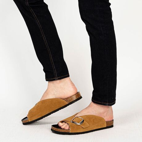 [^:SPD100-1]ꂩ̋G߂ɑ劈̃T_B傫߂̃obNIȃAbp[fUCBtbgT_łJWAɂȂ肷Ai1B悭݂̂\[Ȃ̂ŁAs̑̕SyĂ܂BAEg\[͓ʉdlłׂɂȂĂ܂BJ[WJx[Wn̑(tFCNXG[h) / ubN(X[X)TCYWJ39(24.5cm) / 40(25.0cm) / 41(25.5cm) / 42(26.0cm) / 43(26.5cm) / 44(27.0cm) / 45(27.5cm)SVEC / VxbNsvecƂ / `FRŁhChӖ܂Bh𒅑ւ悤ɁACyɌC𗚂ւhRZvgɃIIt킸fC[[XɎglXȃW̌CāB݂ł͌Cł͂ȂAobOAp܂ŗlXȃACeWJBghfUCԃACe܂ŗlXȃR[fBl[gĂĂ܂BAttentionC̃TCY͖ڈɂȂ܂BE^Al܂̂ŁA܂łQlxɂl܂Bî͂̍ۂɃV[Yɂւݓꍇ܂B\߂BiɂĂ͔ꍇ܂̂ŗ\߂Bg̃j^[̊ɂ̏iƌڂ̐FɑႢꍇ܂B