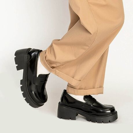 [^:NXLIKPT-0010]`L[\[U`bvRC[t@[BAbp[fUĆAFXȃR[fBl[gɃ}b`ԃX^CB̃\[́AX^CAbvA፷܂ȂׁASn͉KłB\bNX^Cc킹yȂAVvō킹₷fUCB悢{[ł҂^tɎdグꑫłBSTAFF COMMENTyX^btAzF23.3cmF9.1cmbF5.5cmwFGWvg^pTCYF 38i24cmj38i24cmj𒅗p܂Ƃ肪闚SnłI~C𗚂Ēł邿傤ǂTCYׁA邭͒pTCYIт܂b͕̕ϓIȎł傤ǂ̂ōb͂邩܂??i`肪ł5cm̌q[łAܐ悩܂ł̍፷͂قڂȂߕ₷łIJ[WJubN / zCgTCYWJ35(22.5cm) / 36(23.0cm) / 37(23.5cm) / 38(24.0cm) / 39(24.5cm) / 40(25.0cm)dБ350g(TCY39)v̓U[uJɋAJrɂv܂AȒPŕigɂ͍œKȑfނłBAttentionC̃TCY͖ڈɂȂ܂BE^Al܂̂ŁA܂łQlxɂl܂Bî͂̍ۂɃV[Yɂւݓꍇ܂B\߂BiɂĂ͔ꍇ܂̂ŗ\߂Bg̃j^[̊ɂ̏iƌڂ̐FɑႢꍇ܂B