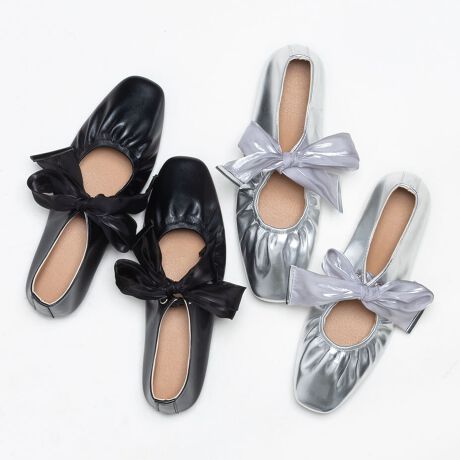 [^:ZTP-1002]VtH{ oGV[YӂƂ傫߃{|CgB{[̂郊{͉炵͋C𑫌ɃvXĂ܂BpvX̓{ɍキƂMU[ꂽfUCɁBR[f̃|CgɂȂ1ɂȂĂ܂J[WJubN / Vo[TCYWJ35(22.5cm) / 36(23.0cm) / 37(23.5cm) / 38(24.0cm) / 39(24.5cm) / 40(25.0cm)AttentionC̃TCY͖ڈɂȂ܂BE^Al܂̂ŁA܂łQlxɂl܂Bî͂̍ۂɃV[Yɂւݓꍇ܂B\߂BiɂĂ͔ꍇ܂̂ŗ\߂Bg̃j^[̊ɂ̏iƌڂ̐FɑႢꍇ܂B