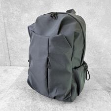 バックパック 17L