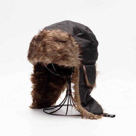 [^:KSH193]|GXegp咍ڂ̃pCbgLbvBC[tbv𓪂̏Ŏ~߂A낵ςȂA{Ŏ~߂ƑIׂ3WAYdlBH̓AbvX^CA^~͓̃t@[ŖhƂăKbcg܂IfC[g͂߂oXm{[AXL[AoRALvȂǕLV[ŊIJ[́Aǂȃt@bVł₷J[WJƂȂĂ܂Bƒg𗼗OACeŒj킸jZbNXłg܂BJ[WJubN / Jt[W / J[LTCYWJFREEXybNF61.0cm / [F12.0cmfރ|GXeY