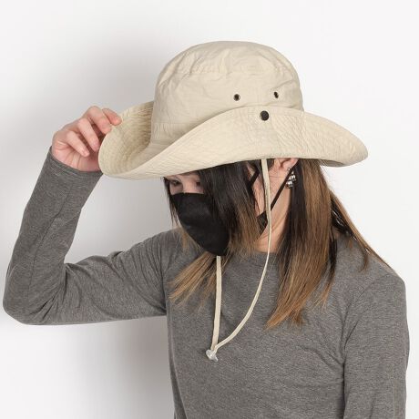 [^:KSH-379]KȃAEghACtoEHbVu[j[nbgBƕL΂AҏՂĂ܂BLvnCLOȂǂ̃AEghAV[͂AJWAȊXɂsb^ȈiłBKxȃtBbgƉKȔSnj킸jZbNXŕLgpACeƂȂĂ܂BJ[WJubN / L / AC{[ / lCr[TCYWJFREEXybNF57.5cm / F9.0cm / ΂̒F9.5cmTCY߉\fރ|GXeY