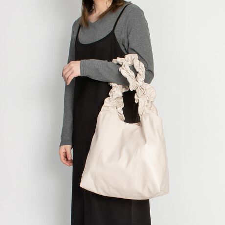 [^:621-964]ACegh̃MU[nhfUC|Cg̃tnhg[gB}Olbg{^tŊJ߂ƂĂȒPŊyI傫JAg₷ו̏oꂪ₷łBA4TCYyX܂[͔Q̑eʂȃTCYŃfC[ɂg܂ByʂŃX^COɍ킹₷AĂ邾ŃR[fBl[g̃|CgɂȂobOłB{uhpolka polka - |J|J -Vvȕ炵̒ɐFǂEEEtl̍̂[YiuɁEEESIWiG݂葵upolka polkavɎ₷liȂɊY@\vXNCyɃt@bVy߂悤NAbv邨`Ă܂Byaristella / AXezupolka polkavFEMININE collectionL[[h́Aꂢ / ꂢڃJWA / gh敗tłӖuariavɋPӖustellavɂƂ߂̂߂̃uhłBJ[WJubN / AC{[ / Vo[TCYWJFREETCYcF28.0cm / F32cm / }`F13.0cm / 荂F21.0cmfލvYlg̃j^[̊ɂ̏iƌڂ̐FɑႢꍇ܂BiɂĂ͔ꍇ܂̂ŗ\߂B݌ɐ؂ב҂ƂȂꍇ͕ʓr[ɂĂA܂B