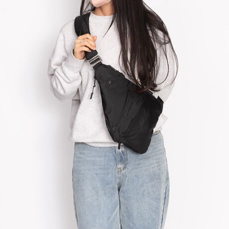 [^:K900081W]ACeHUNTING BAG / K900081WzX^[^ƌĂ΂{fBɉobOBCpNĝfUCŃ^CÕANZgɂȂ܂AĊOI[}CeB[ɃXbLgpD́Bô₷ȂǗ֐QłBĝɉ߃WPbg̉ɔE΂Ă̎gpAc[OEsɂ߂łBzX}[gtHȂǂ̕KiRpNgɎ^ԂƂł܂B{uhSML - GXGG - lXȕ삩vVIȃACe̒ɓoꂵÃCibvXωĂĂBɔAobOɃAbvf[gKvȎłBSMLł͎̈ڂςɍ킹lXȃX^CړIɑΉobOĂƂƂɁA̎ς炸߂ĂX}[gŎpIȋ@\ǋALȐ̎菕v_NgfUC񋟂܂BV[YyRIP-STOPzyʂȂ狭xAɗDĂ܂BpV[gyʃeg͂߂ƂoRp̑fނƂĂgpĂ܂BJ[WJ#10/BLACK / #15/GRAYTCYWJFREEH30.0cm / W22.5cm̌덷ꍇ܂B\߂BfރiC100 /nF|GXe100dlC[Ft@Xi[J / O(\)Ft@Xi[|Pbg~2AXibv|Pbg~1 / O()Ft@Xi[|Pbg~1 / FI[v|Pbg~2Ylg̃j^[̊ɂ̏iƌڂ̐FɑႢꍇ܂B݌ɐ؂ב҂ƂȂꍇ͕ʓr[ɂĂA܂BC(ɊJŔGꂽ)ő̂̂ɐFڂ肷ꍇ܂̂łӂB