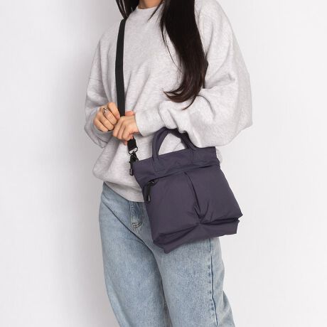 [^:K901133U]ACeHELMET BAG SS / K901133UlC̃wbgobOSSTCYoBċR̃pCbgp̃wbg^łƂɗRwbgobOŁABe[WwbgobO4thƌĂ΂郂fx[XɂȂĂ܂BOłV_[XgbvtŁA莝E|E΂ߊ|ƃI[}CeB[Ɏgp܂B^ŌyʂȂ̂ŁAƂOo₨qlpɂ߂łB{uhSML - GXGG - lXȕ삩vVIȃACe̒ɓoꂵÃCibvXωĂĂBɔAobOɃAbvf[gKvȎłBSMLł͎̈ڂςɍ킹lXȃX^CړIɑΉobOĂƂƂɁA̎ς炸߂ĂX}[gŎpIȋ@\ǋALȐ̎菕v_NgfUC񋟂܂BV[YyCOLOR-NzJ[O̔̃iCfނgpĂ܂ByďvȃiCfނɝH{^E[XŋC˂Ȃg܂BVvŖO̗ȂfUCɋ@\߂V[YłBJ[WJ#10/BLACK / #40/ORANGE / #50/YELLOW / #65/KHAKI / #75/NAVY / #80/PURPLETCYWJFREEH26.0cm / W23.0cm̌덷ꍇ܂B\߂BfރiC100 / nF|GXe100dlC[Ft@Xi[J / O(\)Ft@Xi[|Pbg~1 / O()Ft@Xi[|Pbg~1 / FI[v|Pbg~2Ylg̃j^[̊ɂ̏iƌڂ̐FɑႢꍇ܂B݌ɐ؂ב҂ƂȂꍇ͕ʓr[ɂĂA܂BC(ɊJŔGꂽ)ő̂̂ɐFڂ肷ꍇ܂̂łӂB