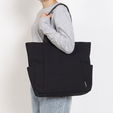 [^:K902091N]g[gobO / K902091N`^̃tH̗pBTCh|Pbgzu邱Ƃŗ֐グ܂B܂TCh|PbgŌڂȂȂ悤ɁAtgɃC邱Ƃň߂܂BC[̑OɂUn coeurԂ̎dl̃ANZX₷|PbgzuĂ܂BCJFt@Xi[OFTChI[v|Pbg~2 / |Pbg~2(ɃI[v|Pbg~1)Ft@Xi[|Pbg~1 / I[v|Pbg~2{uhUn coeur - AN[ -tXŁuŏ́AԂ́vӖyUnzuSACvӖycoeurz킹čŏ̋CƂӖ\łB̐lAIԂƂ̕ɑ΂ĈҊƎv܂B̈Ҋ̍ŏ̋CYȂŗ~Ƃ肢߂čꂽuhl[łBVvȌ`ɂȂAǂɂ̎X̗sAĂĂV镨肻ċ@\Eg₷ɂ菭łgĂBAGɂȂ邱ƂڎwĂ܂BV[YTORO() / g()X[cWPbgɎgp鐶nɓH{}bgȌڂ̃V[YłBH{Ă̂ŁAJ̓łSĂgp܂BJ[WJBLACK / GRAY / NAVYTCYWJFREE()H32cm / W43cm / D11cm / d720ǧ덷ꍇ܂B\߂Bfރ|GXe / vY