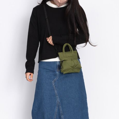 [^:K903087]ACeMINI HELMETBAG / K903087lC̃wbgobOMINITCYoBċR̃pCbgp̃wbg^łƂɗRwbgobOŁABe[WwbgobO4thƌĂ΂郂fx[XɂȂĂ܂BX}zE~jzEL[P[XȂǂMMTCỶ炵bNX|CgłBobOƂĂ͂A|[`ƂĂ̎gpIXXłB{uhSML - GXGG - lXȕ삩vVIȃACe̒ɓoꂵÃCibvXωĂĂBɔAobOɃAbvf[gKvȎłBSMLł͎̈ڂςɍ킹lXȃX^CړIɑΉobOĂƂƂɁA̎ς炸߂ĂX}[gŎpIȋ@\ǋALȐ̎菕v_NgfUC񋟂܂BV[YyCOLOR-NzJ[O̔̃iCfނgpĂ܂ByďvȃiCfނɝH{^E[XŋC˂Ȃg܂BVvŖO̗ȂfUCɋ@\߂V[YłBJ[WJ#10/BLACK / #40/ORANGE / #65/KHAKI / #75/NAVY / #80/PURPLETCYWJFREEH18.0cm / W15.5cm̌덷ꍇ܂B\߂BfރiC100 / nF|GXe100dlC[Ft@Xi[J / O(\)Ft@Xi[|Pbg~1Ylg̃j^[̊ɂ̏iƌڂ̐FɑႢꍇ܂B݌ɐ؂ב҂ƂȂꍇ͕ʓr[ɂĂA܂BC(ɊJŔGꂽ)ő̂̂ɐFڂ肷ꍇ܂̂łӂB