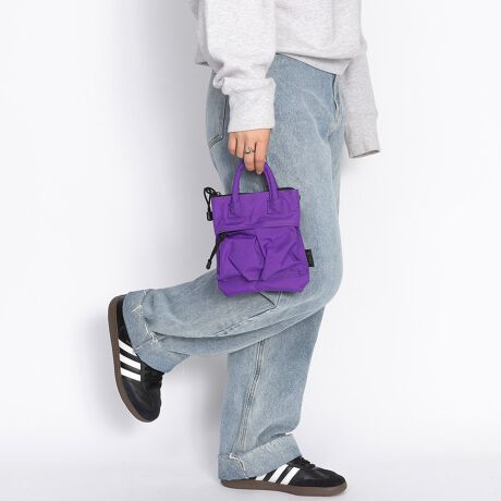 [^:K903087]ACeMINI HELMETBAG / K903087lC̃wbgobOMINITCYoBċR̃pCbgp̃wbg^łƂɗRwbgobOŁABe[WwbgobO4thƌĂ΂郂fx[XɂȂĂ܂BX}zE~jzEL[P[XȂǂMMTCỶ炵bNX|CgłBobOƂĂ͂A|[`ƂĂ̎gpIXXłB{uhSML - GXGG - lXȕ삩vVIȃACe̒ɓoꂵÃCibvXωĂĂBɔAobOɃAbvf[gKvȎłBSMLł͎̈ڂςɍ킹lXȃX^CړIɑΉobOĂƂƂɁA̎ς炸߂ĂX}[gŎpIȋ@\ǋALȐ̎菕v_NgfUC񋟂܂BV[YyCOLOR-NzJ[O̔̃iCfނgpĂ܂ByďvȃiCfނɝH{^E[XŋC˂Ȃg܂BVvŖO̗ȂfUCɋ@\߂V[YłBJ[WJ#10/BLACK / #40/ORANGE / #65/KHAKI / #75/NAVY / #80/PURPLETCYWJFREEH18.0cm / W15.5cm̌덷ꍇ܂B\߂BfރiC100 / nF|GXe100dlC[Ft@Xi[J / O(\)Ft@Xi[|Pbg~1Ylg̃j^[̊ɂ̏iƌڂ̐FɑႢꍇ܂B݌ɐ؂ב҂ƂȂꍇ͕ʓr[ɂĂA܂BC(ɊJŔGꂽ)ő̂̂ɐFڂ肷ꍇ܂̂łӂB