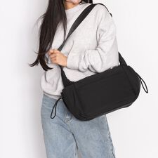 SLIGHTLY SIDE POCKET SHOULDER BAG