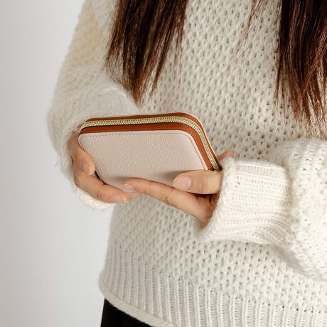 [^:11-2006]ACevRpNg΂EHbgx[VbNȂڍgpRpNg[͂̍@\IȃEHbgłBC[ɂ͎D܂炸Ɏ[\ȃXbg|PbgAFo₷΂J[h|PbgA傫JRC|PbgtĂ܂Bwʂɂ̓J[hXbg|PbgtĂ܂BEdlEht@Xi[EOwʃJ[hXbg~1EDXbg~1 / RC|Pbg~1 / J[hXbg~10 / ̑Xbg|Pbg~2{uhpropellerheads - vywbY - jZbNXEJWAEi`E|bve[}ɏiWJuhBI[V[Ygfނ𒆐SɁAbNV_[Ȃǂ̃obOނTCtEpXP[XE|[`Ȃǂ̏ނWJĂ܂BJ[WJx[W / ubN / O[ / CG[TCYWJFREETCY()W11.0cm / H8.0cm / D2.5cm fލvYlg̃j^[̊ɂ̏iƌڂ̐FɑႢꍇ܂BiɂĂ͔ꍇ܂̂ŗ\߂B݌ɐ؂ב҂ƂȂꍇ͕ʓr[ɂĂA܂B