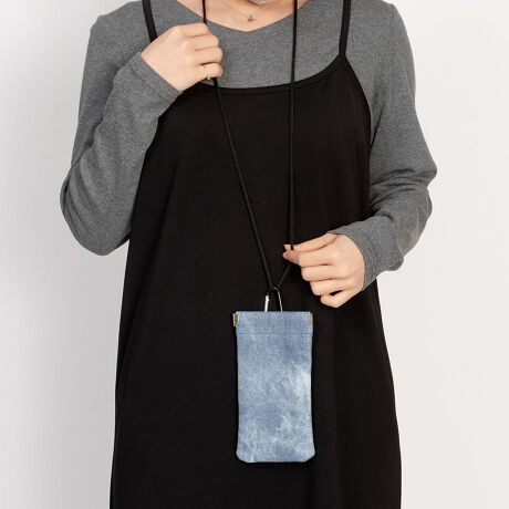 [^:11-2060]vJritOXP[X؃OXP[X̐V̓JriXgbvtłBJritȂ̂ŃobOɒڂԂ牺AXgbvgpĎ񂩂񂰂邱Ƃ\łBOXP[XyP[XƂĂg܂BJ͂΂ˌdlȂ̂ŊJ₷̂łBJ[WJubN / u[ / Vo[TCYWJFREETCY()W9.0cm / H17.5cm / D0.5cmfލvY