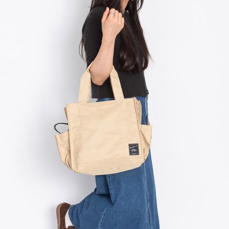 [^:12-2089]Yɂfނ኱قȂꍇ܂\߂BOSAMPO BAGybg{g|PbgeBbVȂǂUɕKvȃObY[₷fUCɂobOV[YBȂqƂ̂UybgƂ̂UɓuOSAMPOvobOłBO\Ȏ΂ߊ|pXgbvtg[gobOłBVvȌڂ̃fUCȂOwʂɃI[v|PbgAeBbVp|PbgATChɃI[v|Pbgt|PbgłBTCh̃|Pbĝ̓}i[|[`ƂĂgdlłBɂ̓{gp̃|PbgAI[v|PbgAt@Xi[|PbgtĂ菬[ł֗łBxr[J[J[gɒڃobOtz_[tĂ܂B̃z_[̓ybgƂ̂Uɂ̓[hz_[ƂĂgƂ\łB VvȃfUCł̂Ł@igȂǕLp܂BCɂ̓fIhgiLjl[tBEC[t@Xi[dlEOwʃI[v|Pbg~1 / eBbV|Pbg~1EOTChI[v|Pbg~2E2I[v|Pbg~1 / {gp|Pbg~1 / t@Xi[|Pbg~1EtV_[Xgbv / J[gpz_[{uhpropellerheads - vywbY -jZbNXEJWAEi`E|bve[}ɏiWJuhBI[V[Ygfނ𒆐SɁAbNV_[Ȃǂ̃obOނTCtEpXP[XE|[`Ȃǂ̏ނWJĂ܂BJ[WJx[W / ubN / O[ / J[L / lCr[TCYWJFREETCY()30.0cm / c28.0cm / }`12.0cmfރ|GXeY