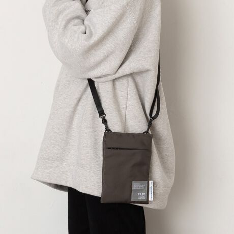 [^:12-1792]Yɂfނ኱قȂꍇ܂\߂BTXeiuV[YF͂TCNiC~j|[`for a sustainable society`\ȎЉڎwā`gpσybg{gĐiC\ʐnɎgpV[YłB͂H̃TCNiCgpCt@Xi[͕Ѓ}`tő傫JX}z̎[Ȃǂɕ֗ȃTCYɎdグ܂Bwʃ}`t|Pbg̓J[hXbg4tŃ~jzƂĂg܂BV_[̒𒲐ĐlC̃lbN|[`AV_[|[`ƂĂg܂BgyɊOoۂɂƂĂ֗łB̐i͂͂HfނgpĂ܂AShł͂܂̂ł܂BEC[t@Xi[dlEOtgt@Xi[|Pbg~1 / wʃxN|Pbg~1iJ[hXbg~4j{uhpropellerheads - vywbY -jZbNXEJWAEi`E|bve[}ɏiWJuhBI[V[Ygfނ𒆐SɁAbNV_[Ȃǂ̃obOނTCtEpXP[XE|[`Ȃǂ̏ނWJĂ܂BJ[WJx[W / ubN / O[ / J[L / lCr[TCYWJFREETCY()14.0cm / c18.5cm / }`1.0cmfނ͂HTCNiCigpσybg{gĐjY