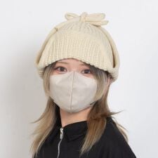 UO ボンバーニットキャップ