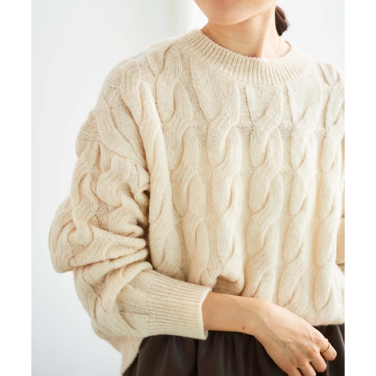 《手洗い可能》モヘヤケーブルニットプルオーバー