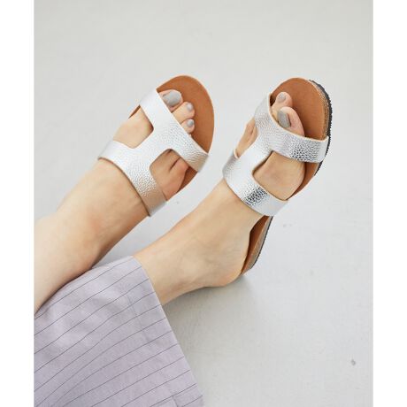 [^ԁF3153114106]iȌ܂ƂVo[S[h̃^bNfނAɃANZgvXB|CgԕĂɂAVbsOȂǃANeBuȈɂ҂łB߃R[flRbgȂǁAi`fނ̃s[Xpcɍ킹ėR[fɁ