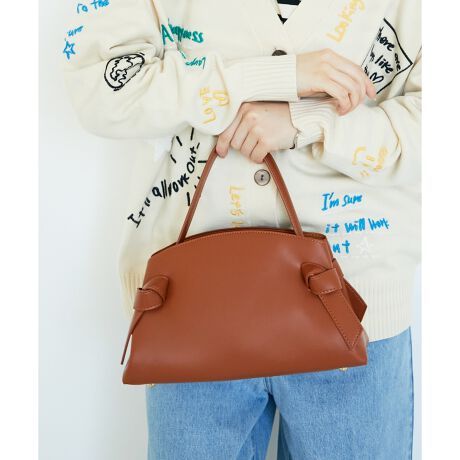 [^ԁF3158121703]nhȂł͂̂ƂfUCŁAĂ邾ŃX^CiグB悢TCYŁAzX}zA|[`ȂǕKi[\łBƌȂA܂肷lXȃV[ŕL􂵂܂B