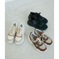 《WEB限定アイテム》クッションソールボリュームスニーカー