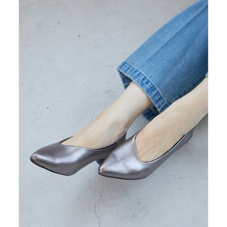 [^ԁF3558111102]sWEBACetIȃJbgCVvȂ̂łꌩlC̃JbgpvX|CgE̔ŁAy₩&ꂢ@O{gƍ킹Ƃ̔oXEC\[͗̃NbVgpӂӂBtBbgƑ̏_炩|CgłB Eh肷AnȂi̗ǂi͓IBEȂq[͈芴{ꂢ߃R[fpcX^Cɂ肰Ȃ킹A\bNX^Cc킹ły߂ꑫB _[NuEAubN͒ʋ΂₫ƂɃVo[̓X^CÕANZgɁBWEBV[YΉTCY36TCYiS)@22.0`23.0cm37TCYiM)@23.0`24.0cm38TCYiL)    24.0`25.0cm39TCYiLLj 25.0`25.5cm舵ɂẮAiɂĂ\ɂĂmFBƖ̊֌WɂAۂFČꍇ܂܂p\REX}[gtHȂǂ̊ɂA኱iƉ摜̃J[قȂꍇ܂Bi̐F́AiAbv摜QƂByӎzE摜̏i̓TvłBETCY\L͂܂ŖڈƂȂ܂B@ۂ̏iƎdlAH኱قȂꍇ܂BC␅GɂFEFڂɂӉB