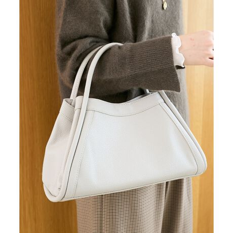 [^ԁF3158121705]ƂVGbgiȈۂ̃g[gobOB|CgCobOƃ~j|[`̂ꂵ2_ZbgŁA|[`̓Xgbvtă~jV_[ƂĂg܂BVvȃfUCƎpIȃTCYŁAʋ΂ʊwɂIXXł[|[`]^e13cm/R26cm/}`7.5cm舵ɂẮAiɂĂ\ɂĂmFBƖ̊֌WɂAۂFČꍇ܂܂p\REX}[gtHȂǂ̊ɂA኱iƉ摜̃J[قȂꍇ܂Bi̐F́AiAbv摜QƂByӎzE摜̏i̓TvłBETCY\L͂܂ŖڈƂȂ܂Bۂ̏iƎdlAH኱قȂꍇ܂B