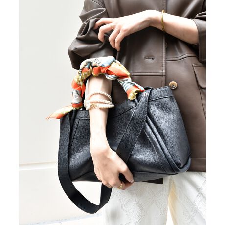 [^ԁF3158121705]ƂVGbgiȈۂ̃g[gobOB|CgCobOƃ~j|[`̂ꂵ2_ZbgŁA|[`̓Xgbvtă~jV_[ƂĂg܂BVvȃfUCƎpIȃTCYŁAʋ΂ʊwɂIXXł[|[`]^e13cm/R26cm/}`7.5cm舵ɂẮAiɂĂ\ɂĂmFBƖ̊֌WɂAۂFČꍇ܂܂p\REX}[gtHȂǂ̊ɂA኱iƉ摜̃J[قȂꍇ܂Bi̐F́AiAbv摜QƂByӎzE摜̏i̓TvłBETCY\L͂܂ŖڈƂȂ܂Bۂ̏iƎdlAH኱قȂꍇ܂B