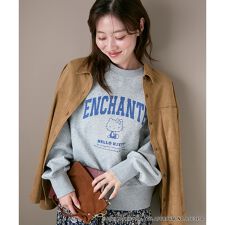 【HELLO KITTY】カレッジロゴスウェット